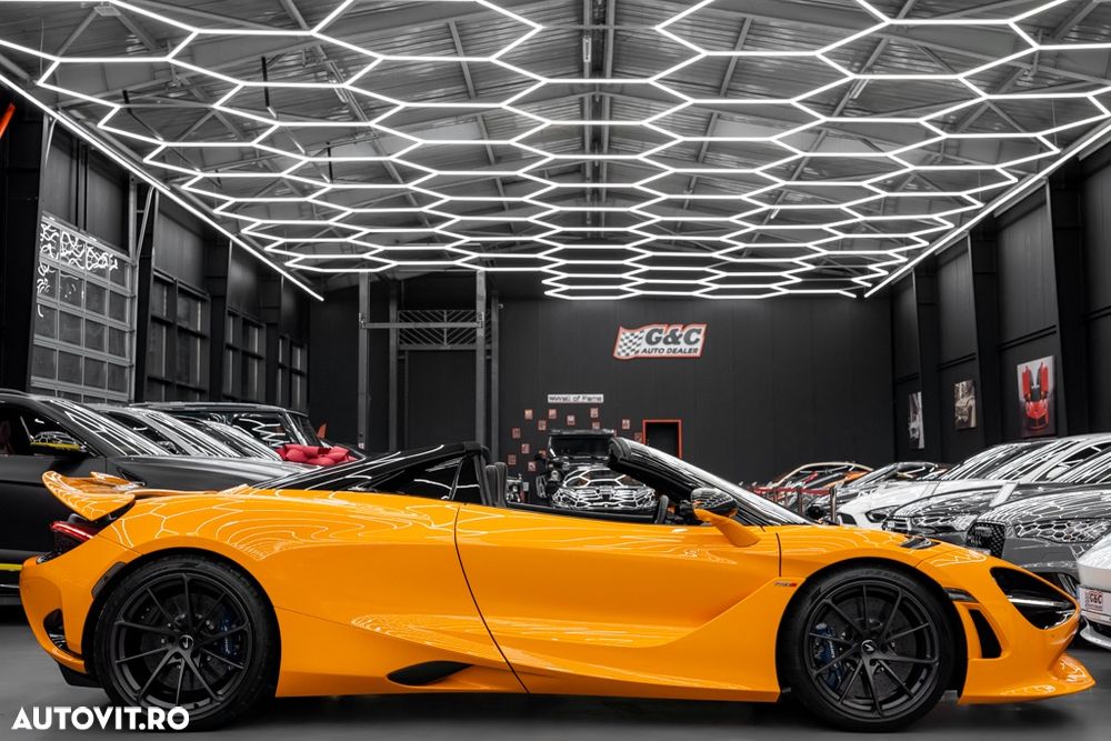 McLaren 750S Spider - 28