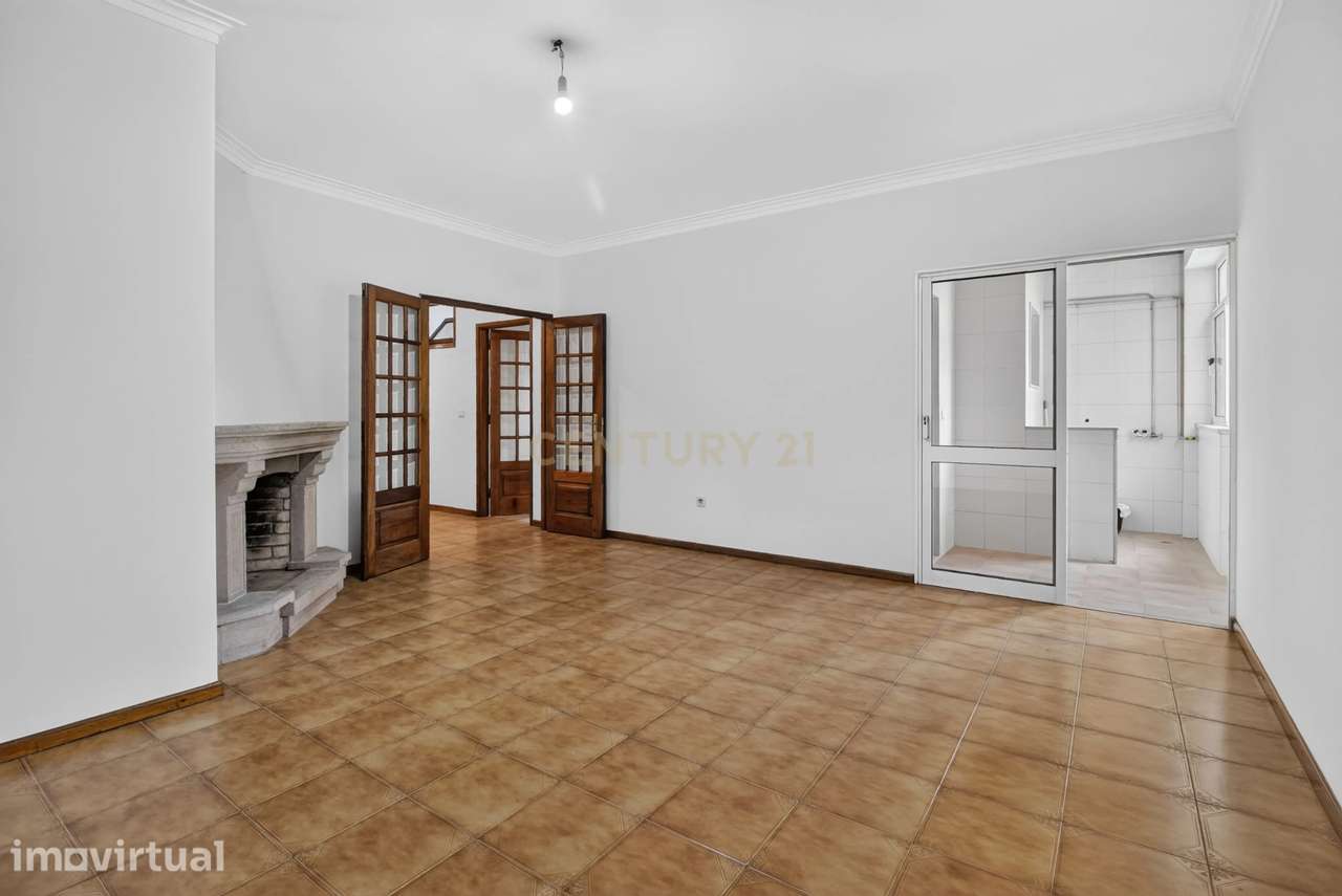 T3+1 com Garagem Fechada e Elevador | Lomar – Braga - Grande imagem: 2/30