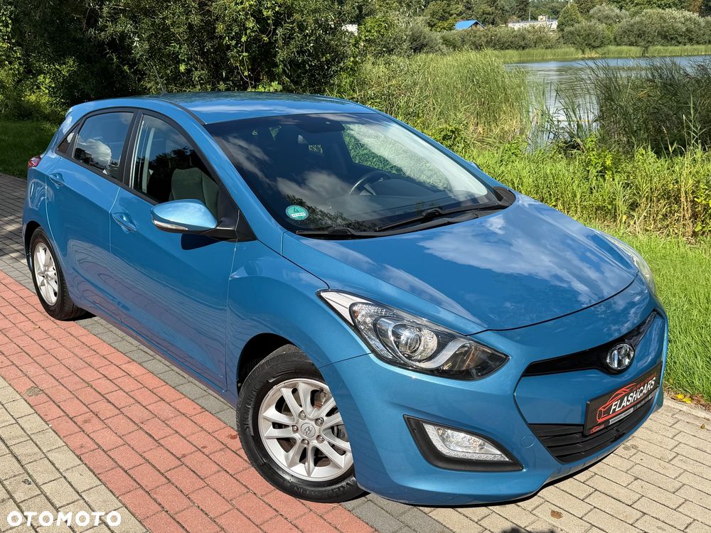 Hyundai i30 blue 1.6 GDI Style - 24