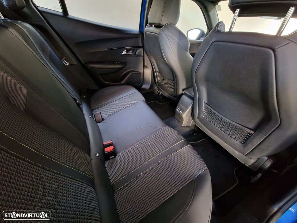 Peugeot 2008 1.2 PureTech GT Line - 12