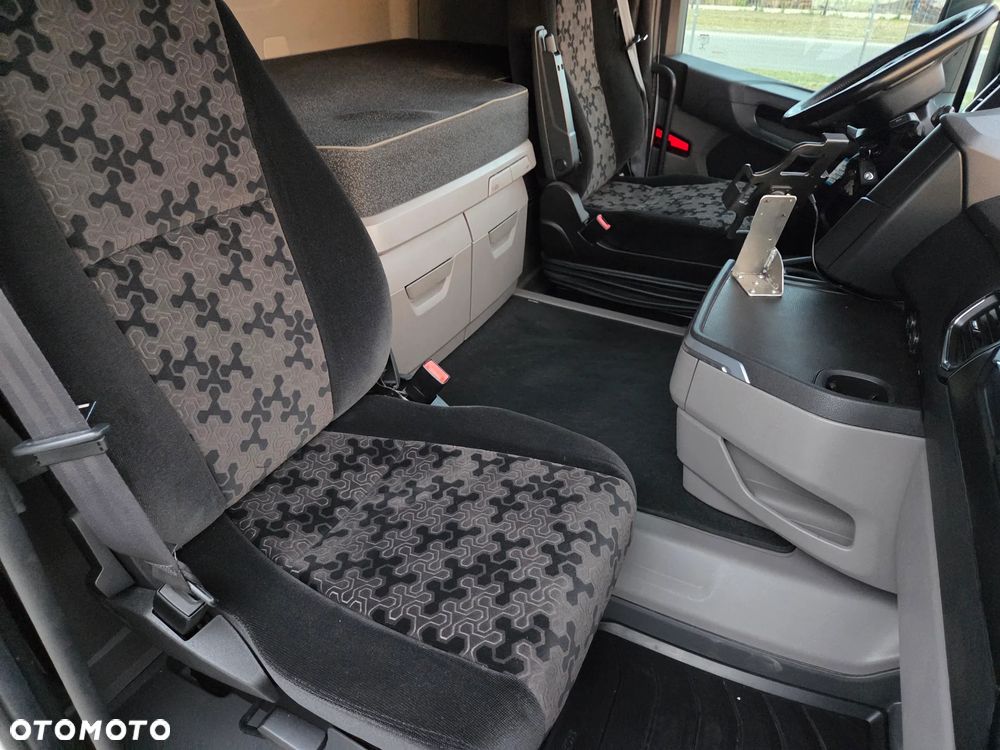 Scania R450/ 4 PODUSZKI TYŁ/ KLIMA POSTOJOWA/ ALUFELGI/ NAVI/ SERWIS NIEMCY - 6