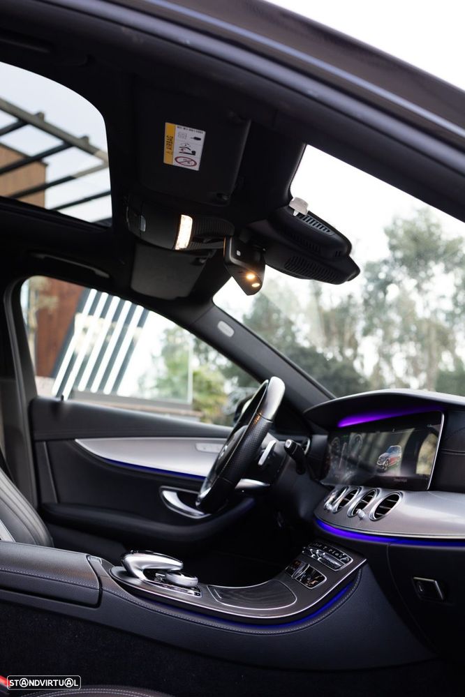 Mercedes-Benz E 300 de AMG Line - 31