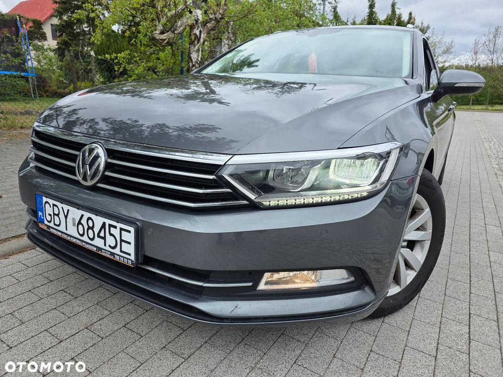Volkswagen Passat 1.6 TDI (BlueMotion Technology) DSG Comfortline - 1