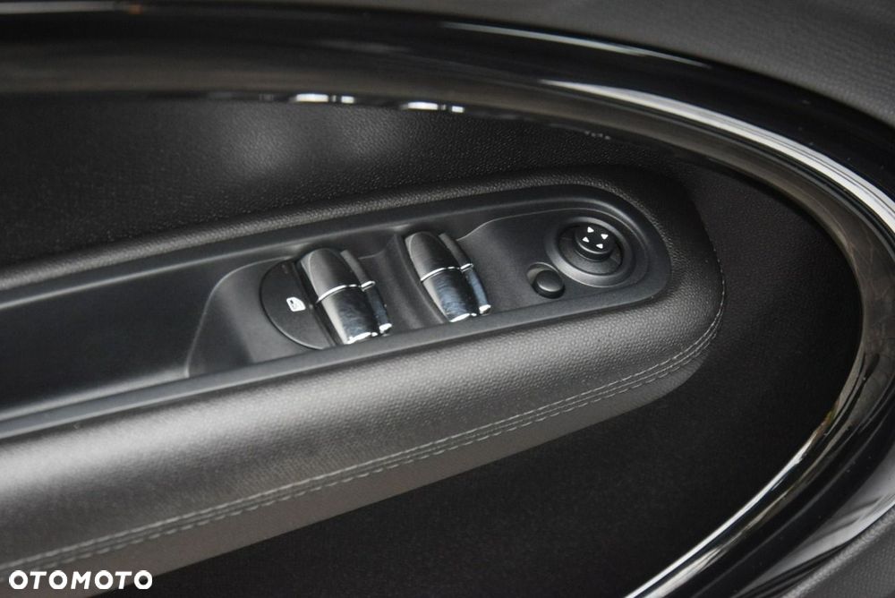 MINI Countryman One D - 29