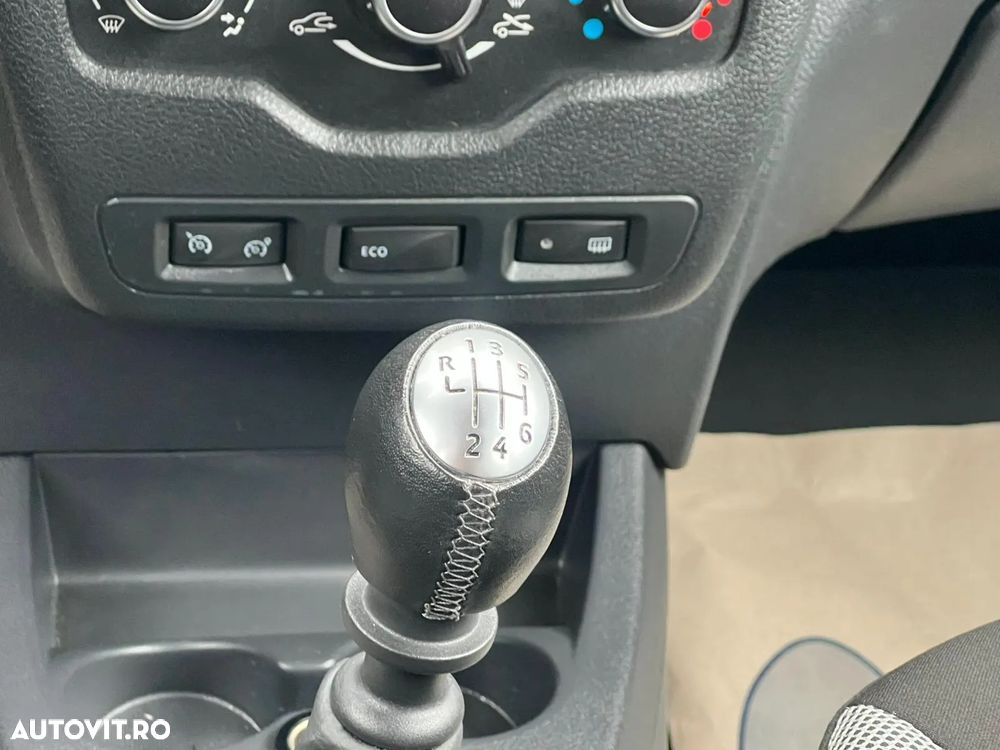 Dacia Lodgy TCe 130 GPF Stepway - 19
