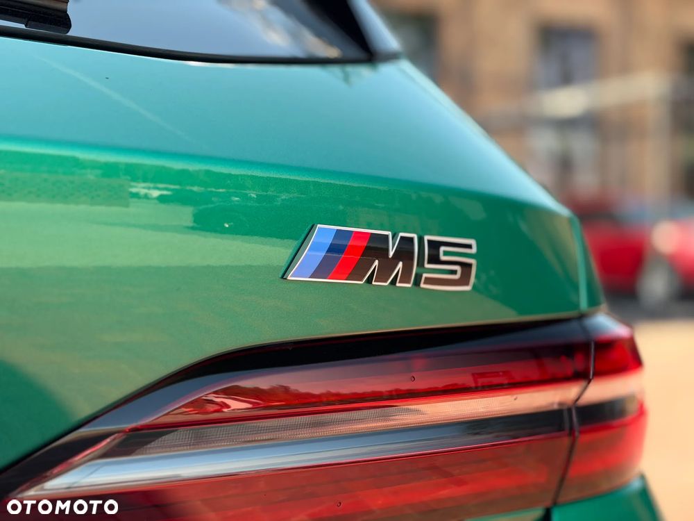 BMW M5 xDrive - 19