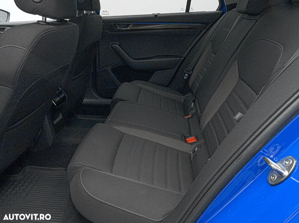 Skoda Superb 2.0 TDI 4X4 DSG Scout - 16
