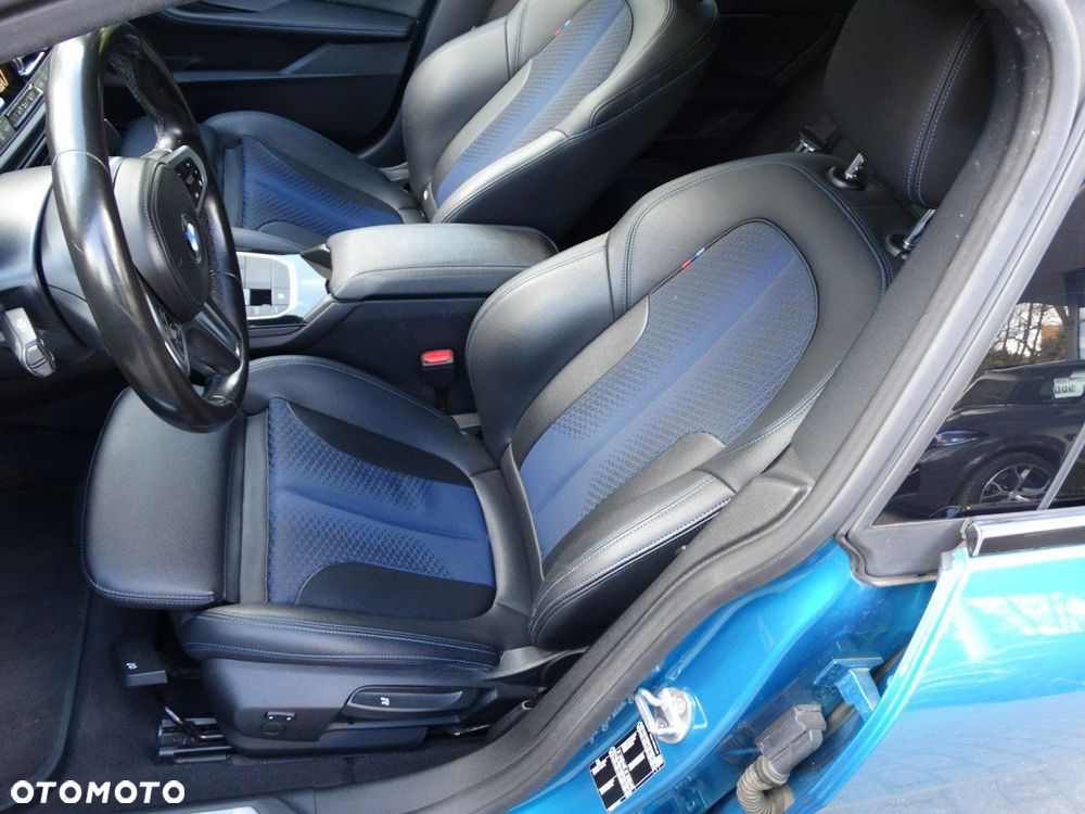 BMW Seria 2 218i M Sport - 17