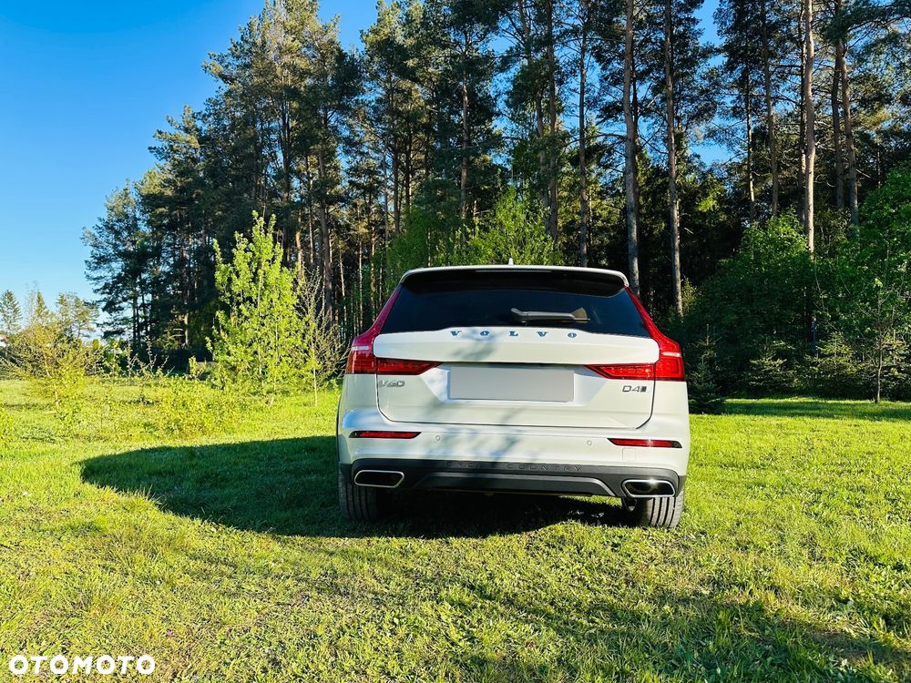 Volvo V60 Cross Country Pro D4 AWD - 4