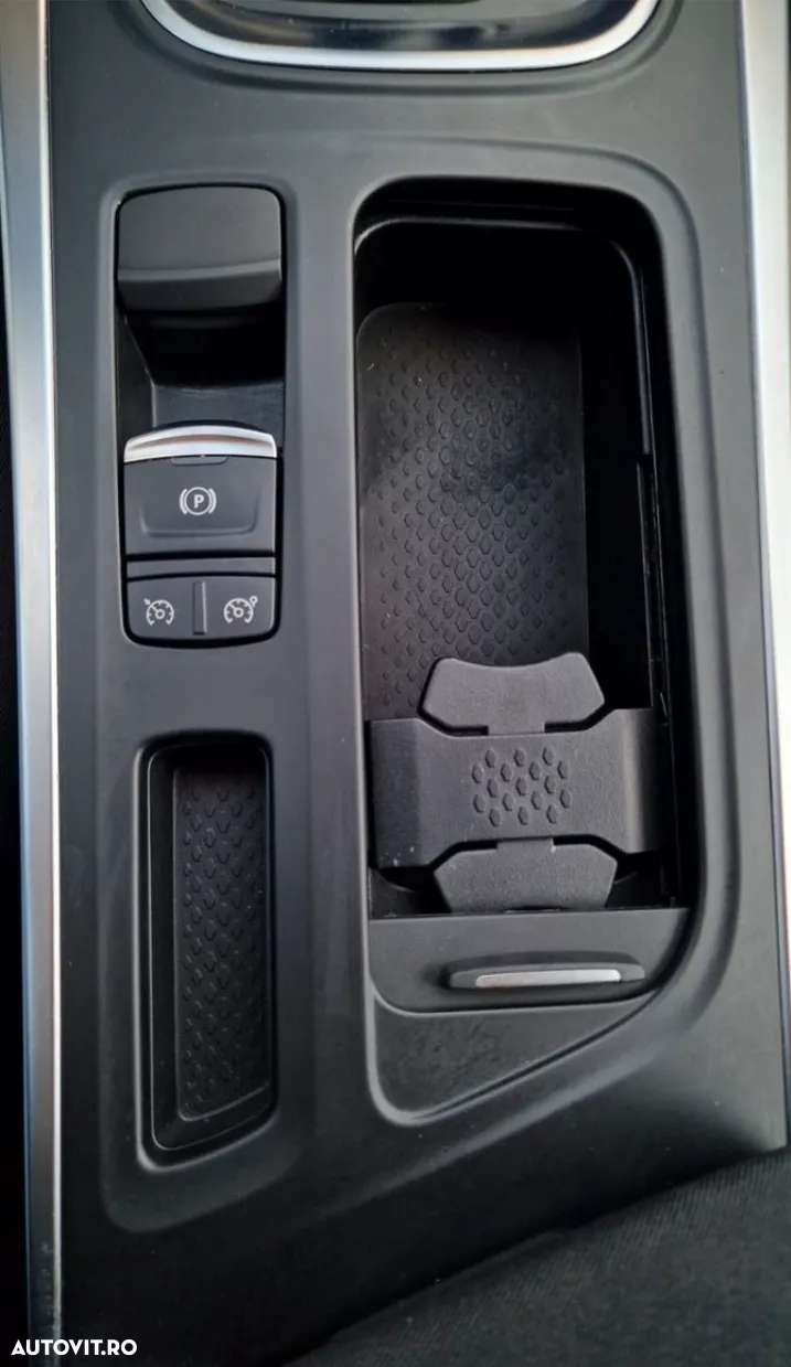 Renault Megane BLUE dCi EDC Limited - 12