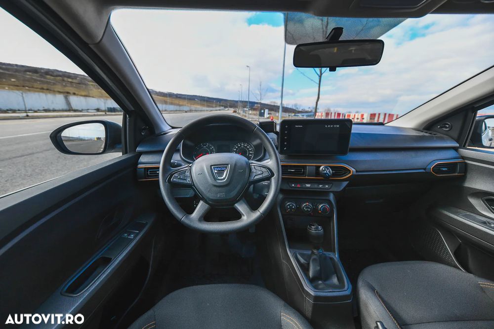 Dacia Sandero TCe 90 Essential - 7