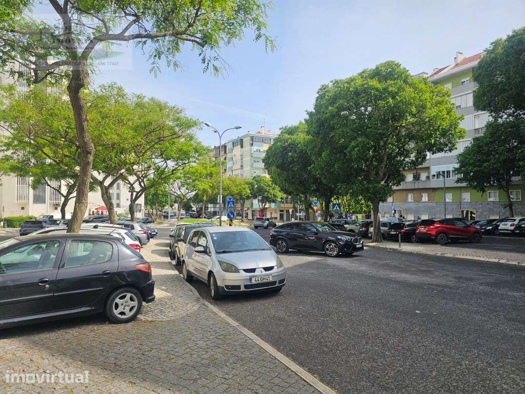 APARTAMENTO T2 PARA VENDA EM BENFICA! - Grande imagem: 3/3