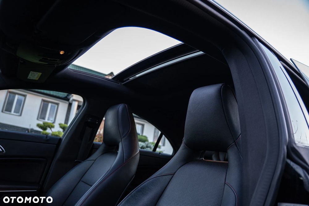 Mercedes-Benz CLA 180 d 7G-DCT AMG Line - 30