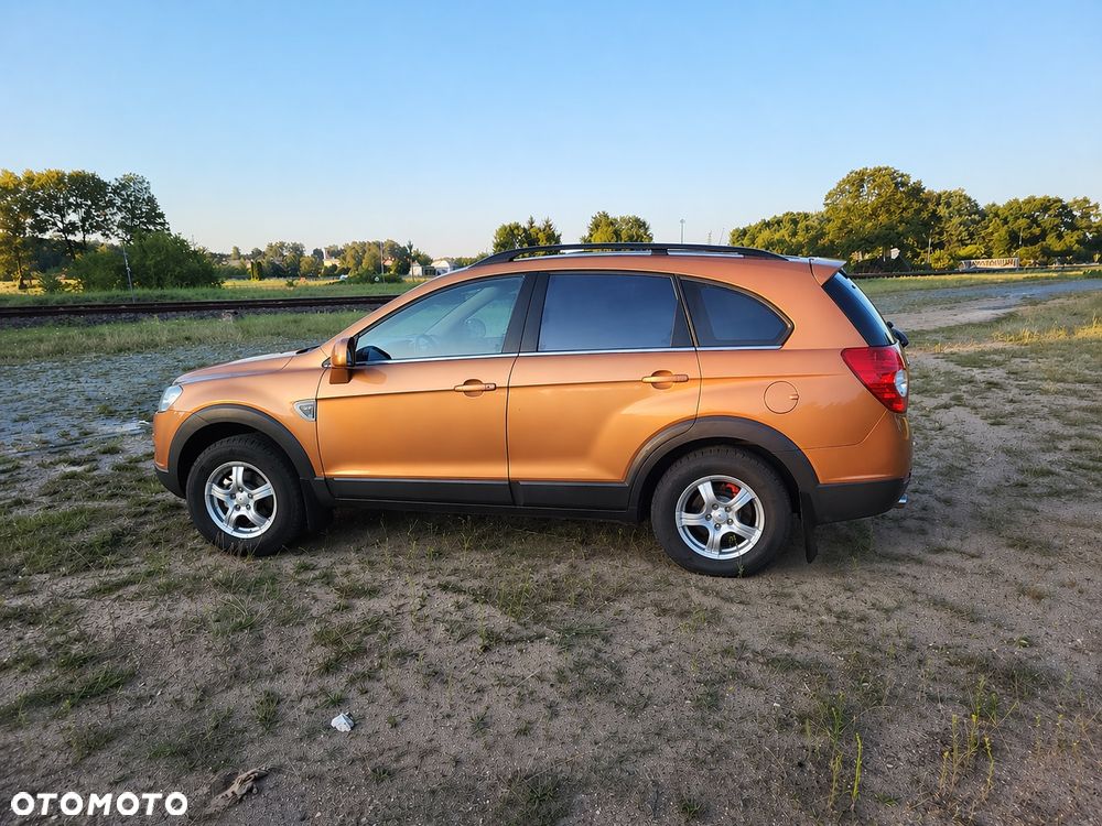 Chevrolet Captiva 2.0 2WD 5 Sitzer LS - 3