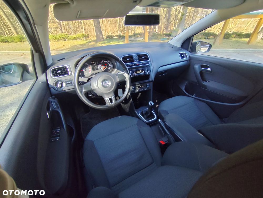 Volkswagen Polo 1.2 Comfortline - 22
