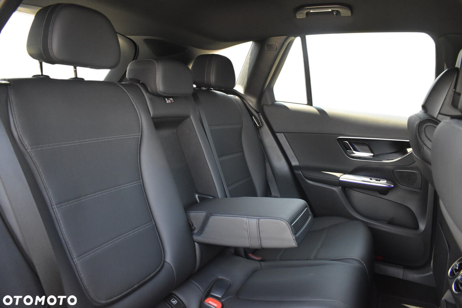 Mercedes-Benz GLC - 9