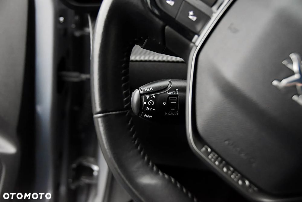 Peugeot 208 1.2 PureTech Active S&S - 29