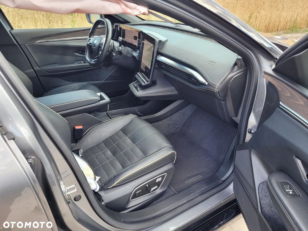 Renault Megane 220 Comfort Range Iconic - 14