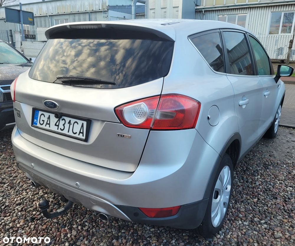 Ford Kuga - 2