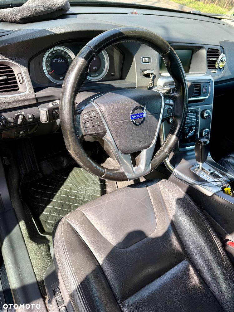 Volvo S60 D5 Geartronic Momentum - 7