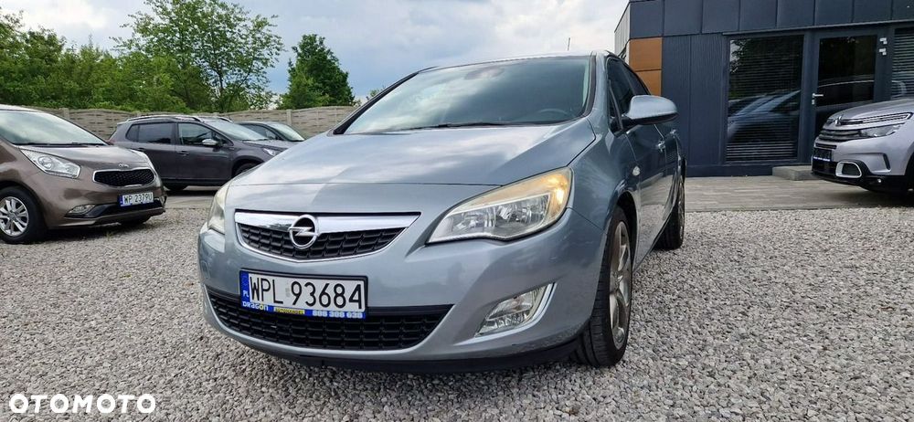 Opel Astra - 2