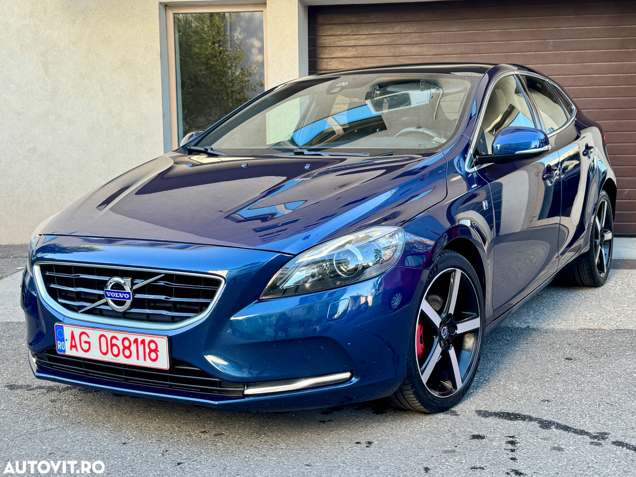 Volvo V40 D2 Ocean Race - 11