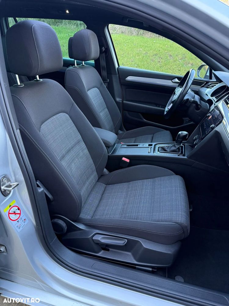 Volkswagen Passat 2.0 TDI DSG Comfortline - 13