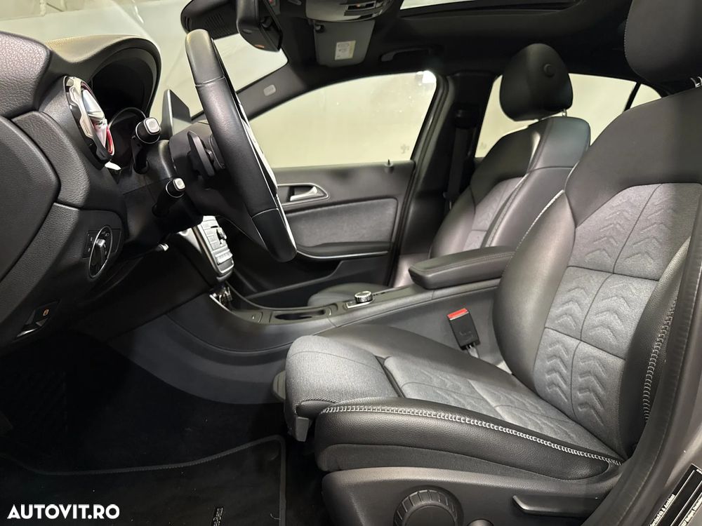 Mercedes-Benz GLA 200 d 4MATIC Aut. - 25