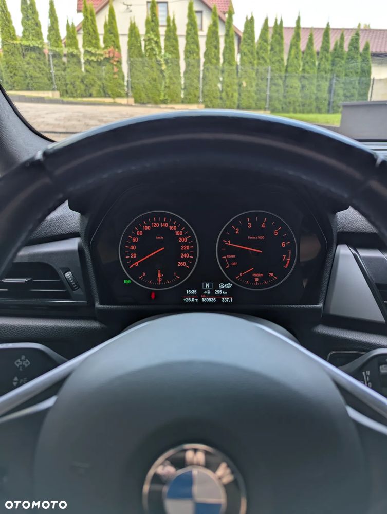 BMW Seria 2 218i Gran Tourer Advantage - 17