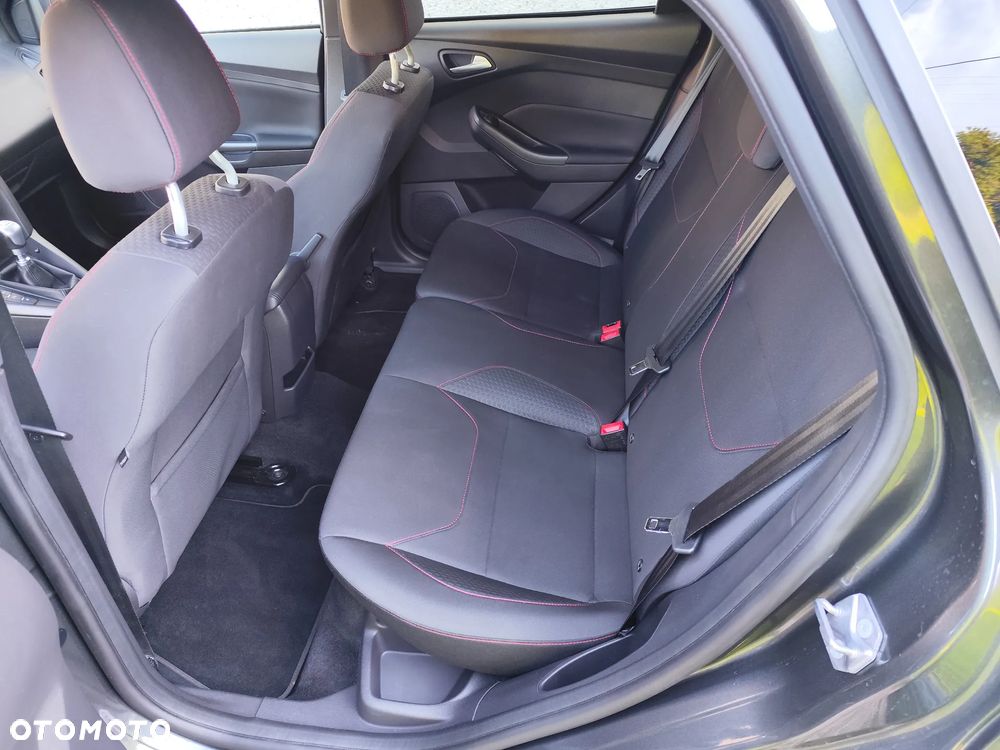 Ford Focus Turnier 1.5 EcoBoost Start-Stopp-System ST-Line - 8