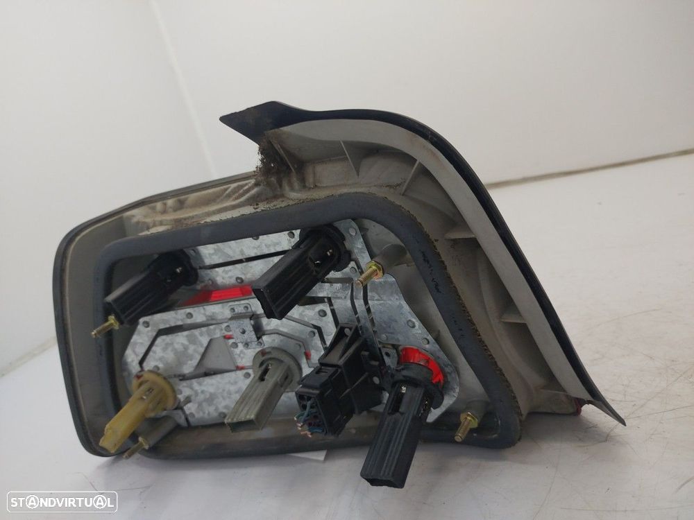 Farolim Stop Dto Bmw 3 (E36) - 3
