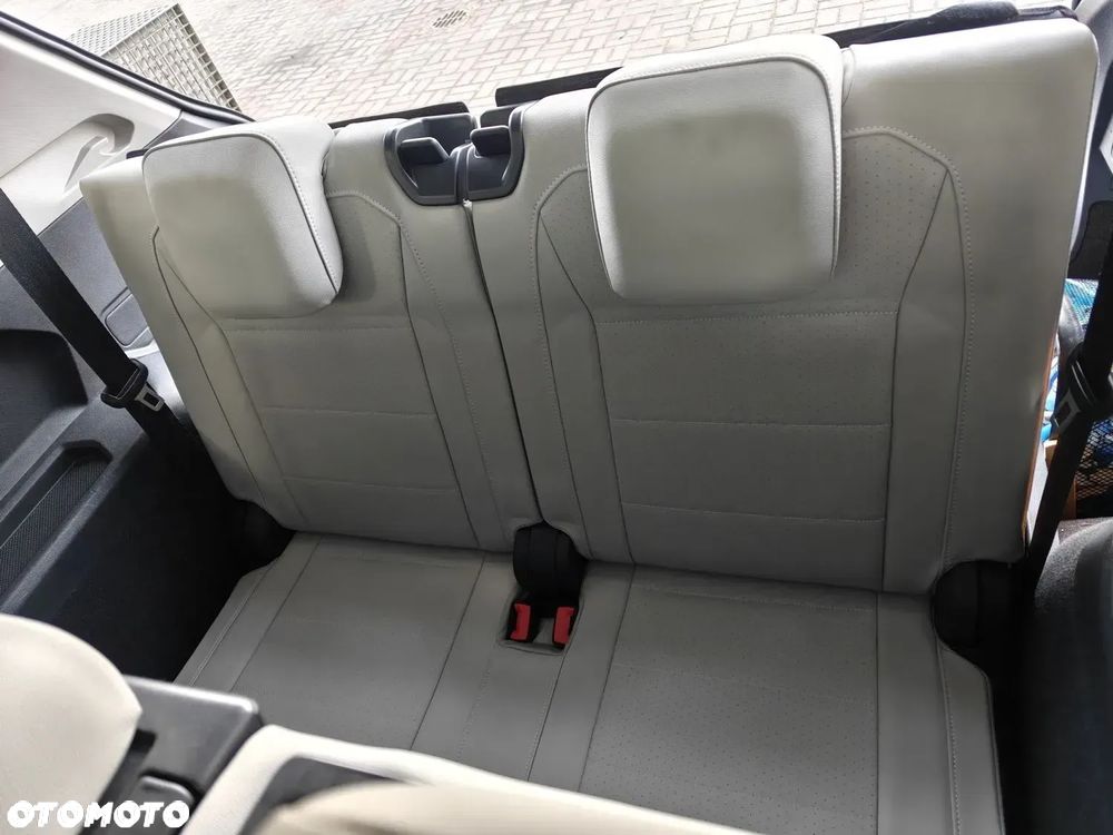 Volkswagen Tiguan Allspace 2.0 TSI OPF 4Motion DSG Elegance - 25
