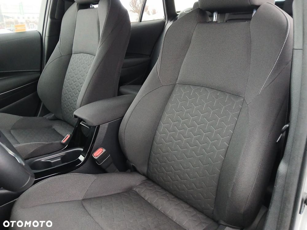 Toyota Corolla 2.0 Hybrid Comfort - 37