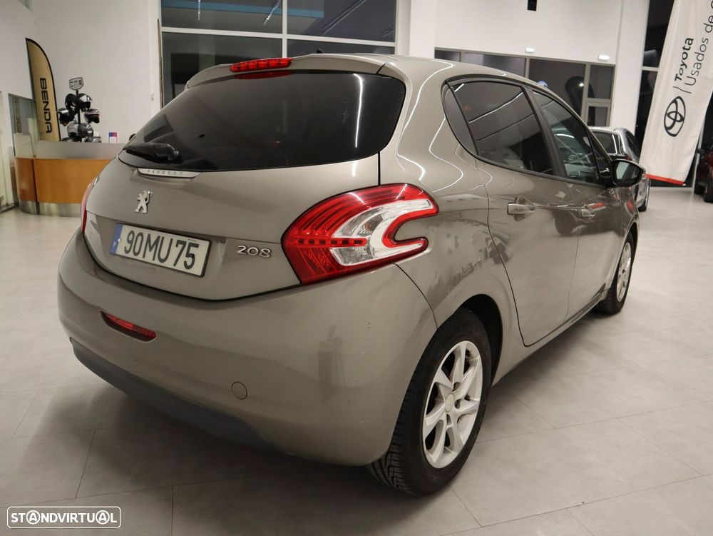 Peugeot 208 1.4 HDi Active - 8