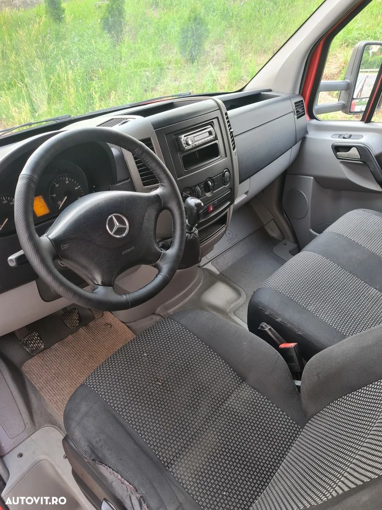 Mercedes-Benz Sprinter - 11