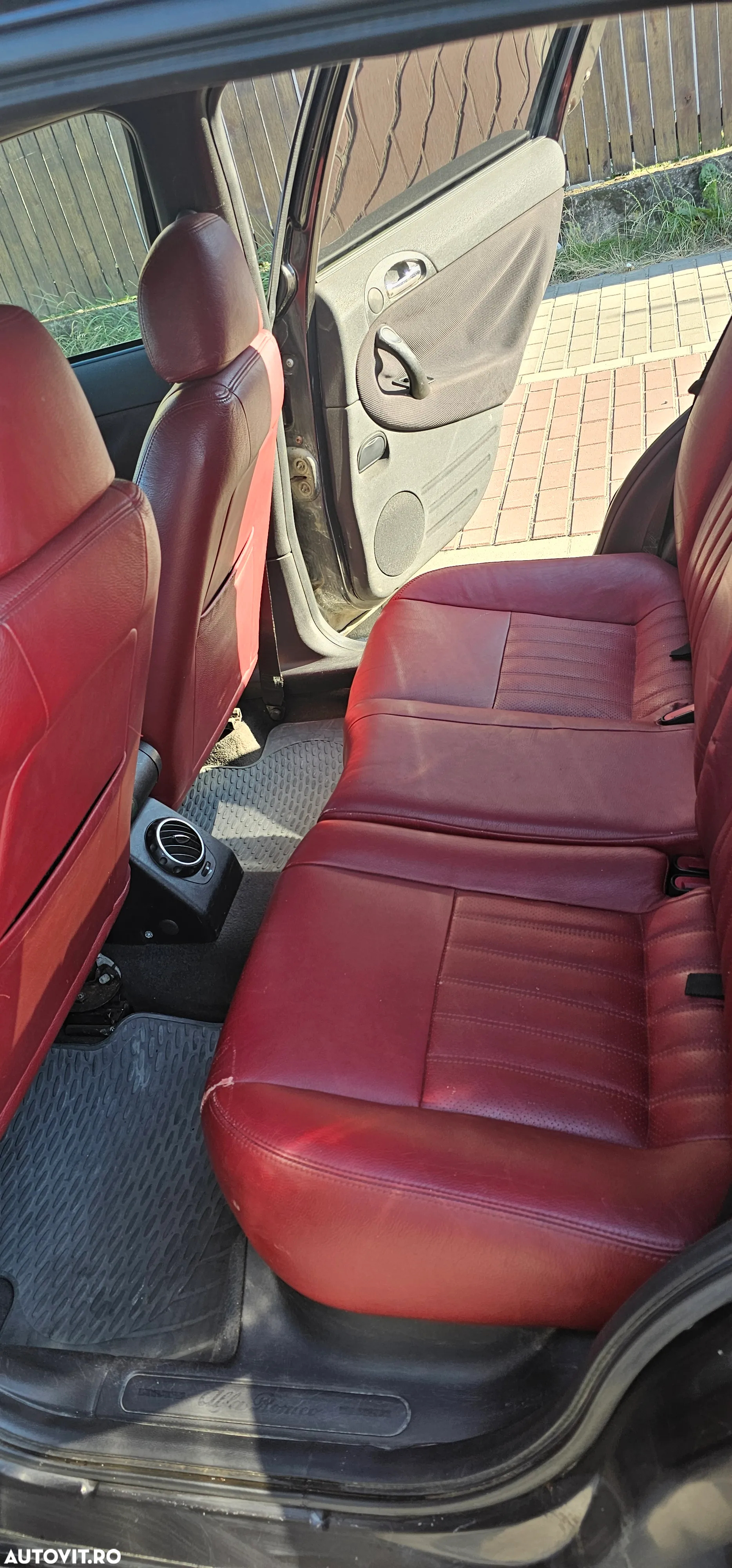Alfa Romeo 147 1.9 JTD Medium - 5