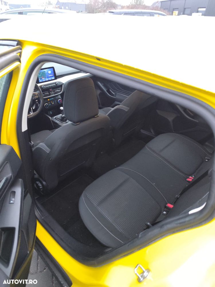 Ford Focus Turnier 1.5 TDCi DPF Start-Stopp-System Business - 8