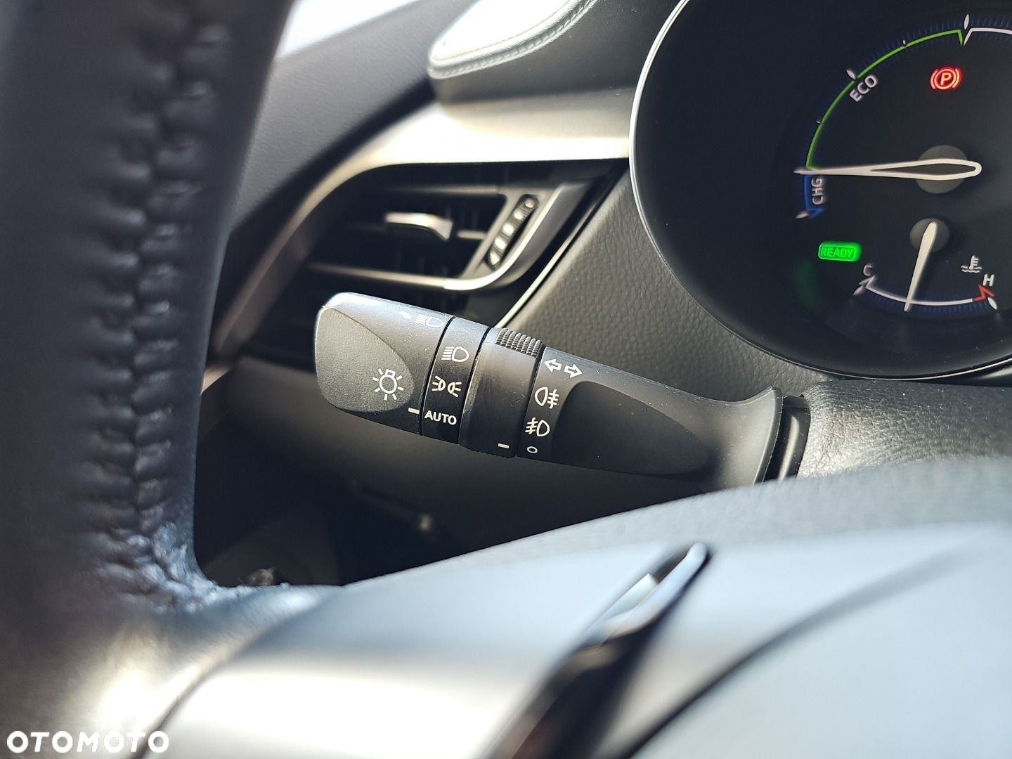 Toyota C-HR - 18