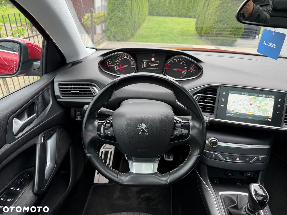 Peugeot 308 BlueHDi 130 Stop & Start Allure Pack - 9