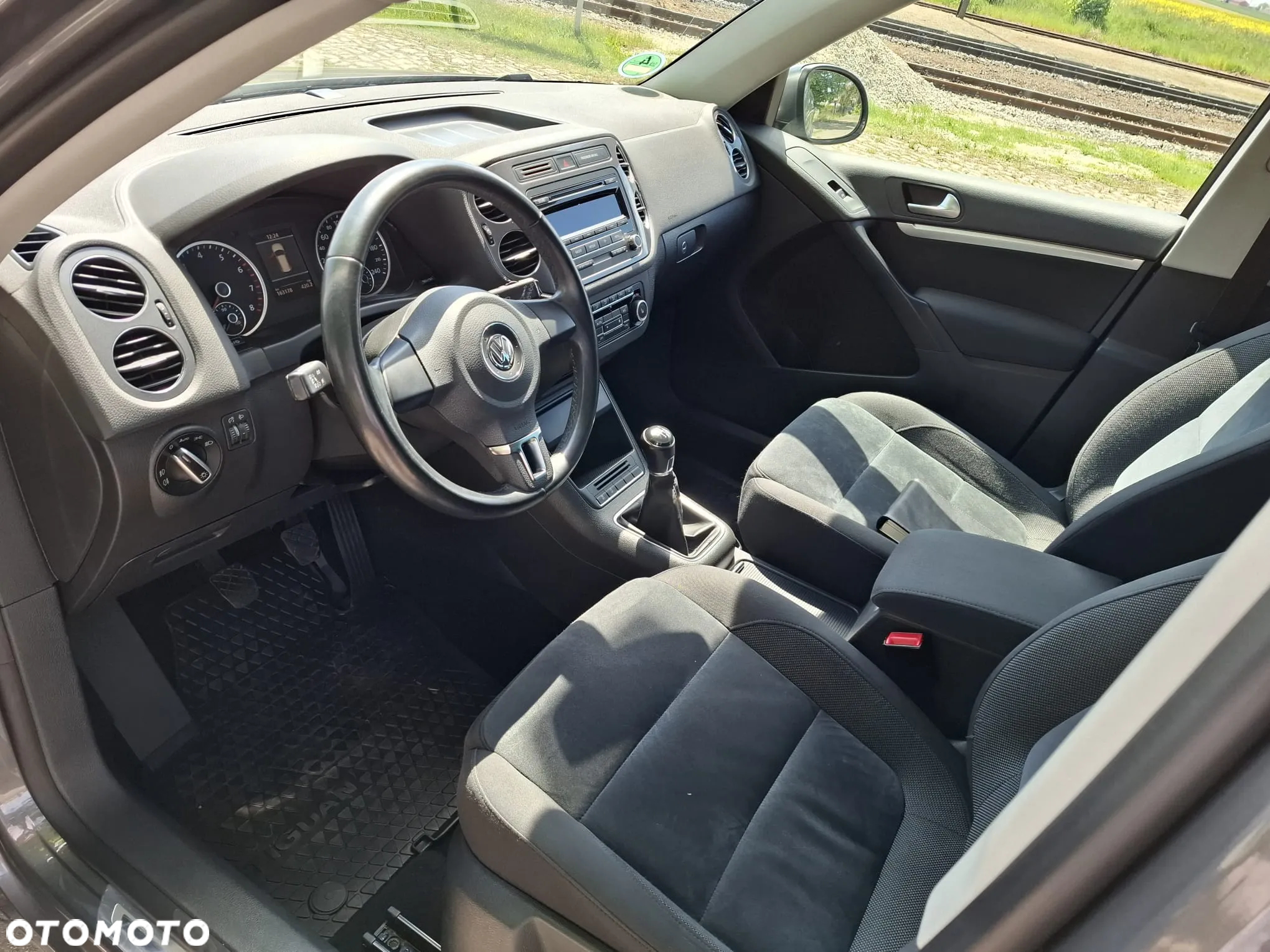 Volkswagen Tiguan 1.4 TSI BlueMotion Technology Sport & Style - 8