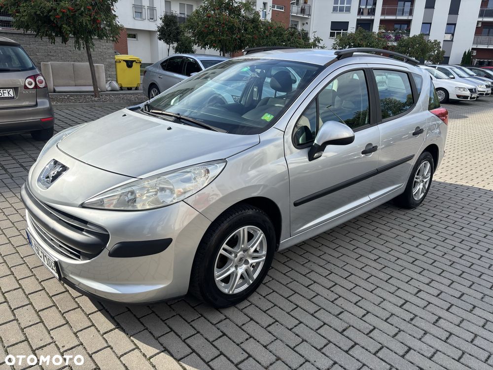 Peugeot 207 - 2