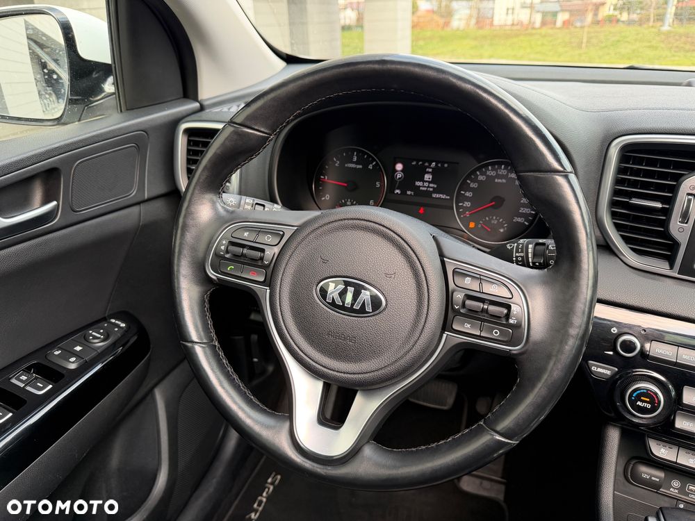 Kia Sportage 2,0 CRDI AWD Platinum - 18