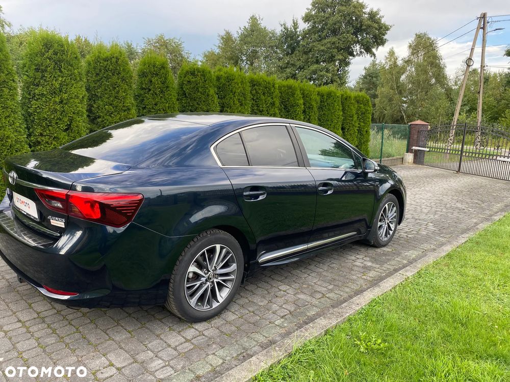 Toyota Avensis 2.0 Prestige MS - 9