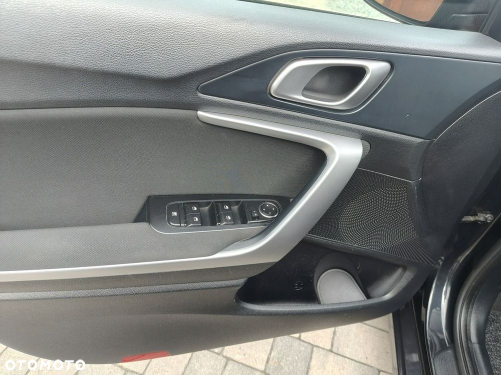 Kia Ceed - 20