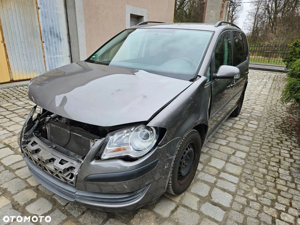 Volkswagen Touran 1.6 - 3