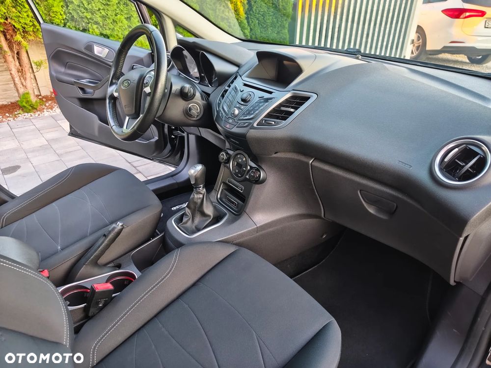 Ford Fiesta - 20