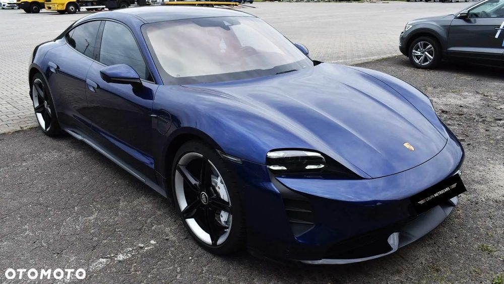 Porsche Taycan Turbo Sport Turismo - 5