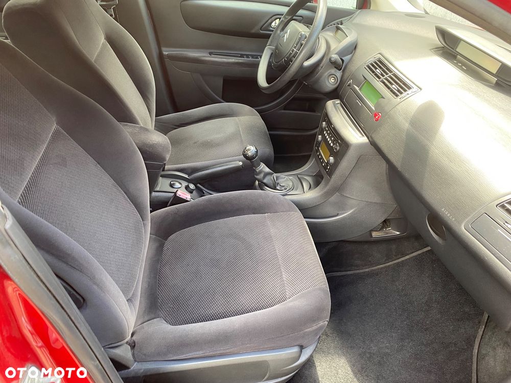 Citroën C4 1.6 16V Exclusive - 32