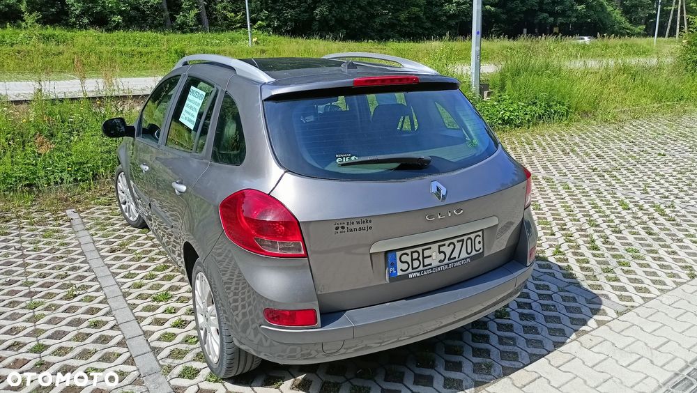 Renault Clio - 7