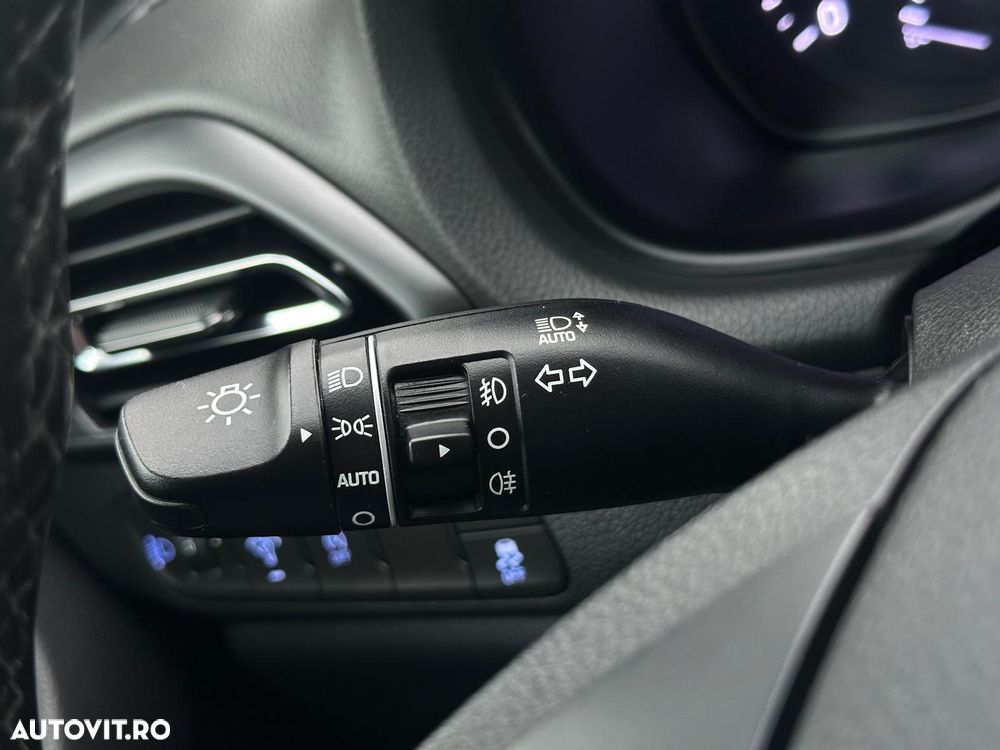 Hyundai i30 1.5 110CP 5DR M/T Comfort - 29